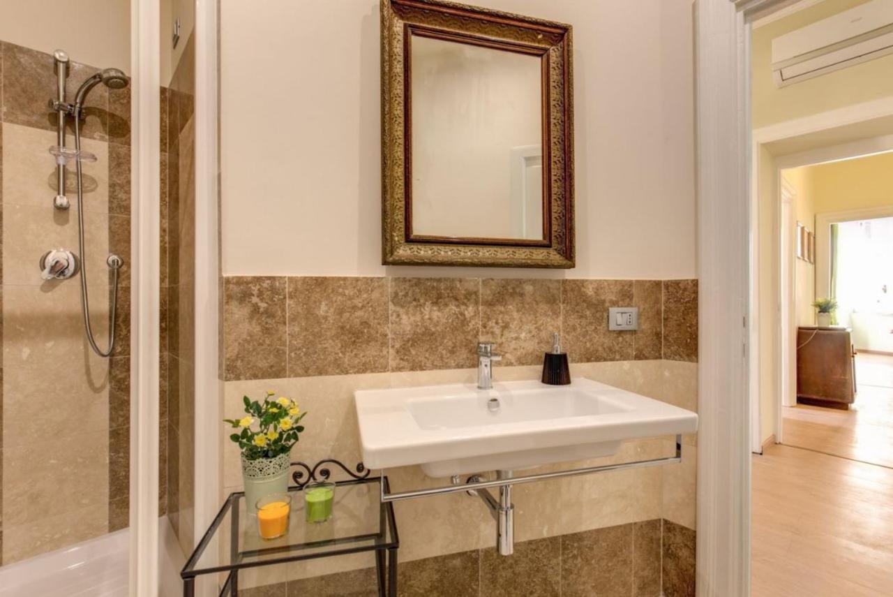 Lovely 4-bedroom 30m Sangiovanni Metro * Rom